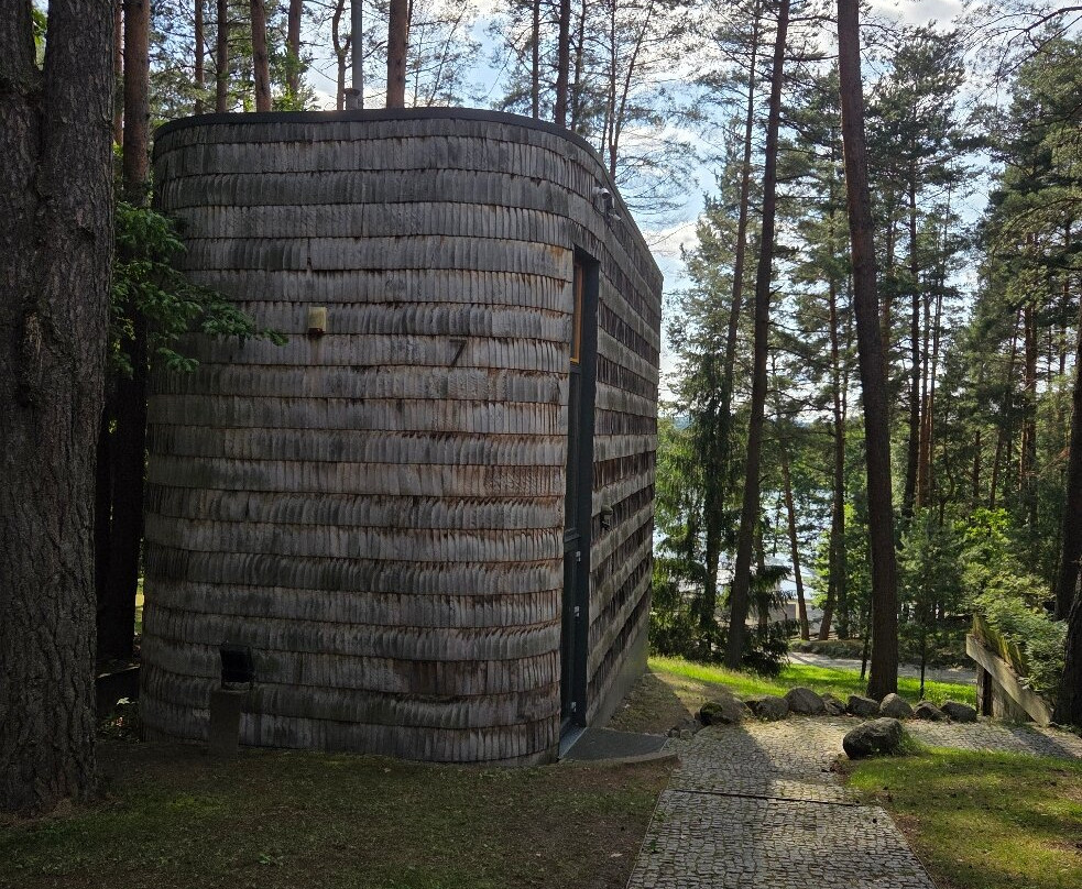 托尼度假酒店主图