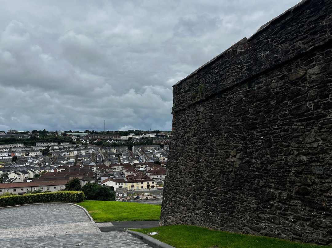 Derry Guided Tours-德里必去景点