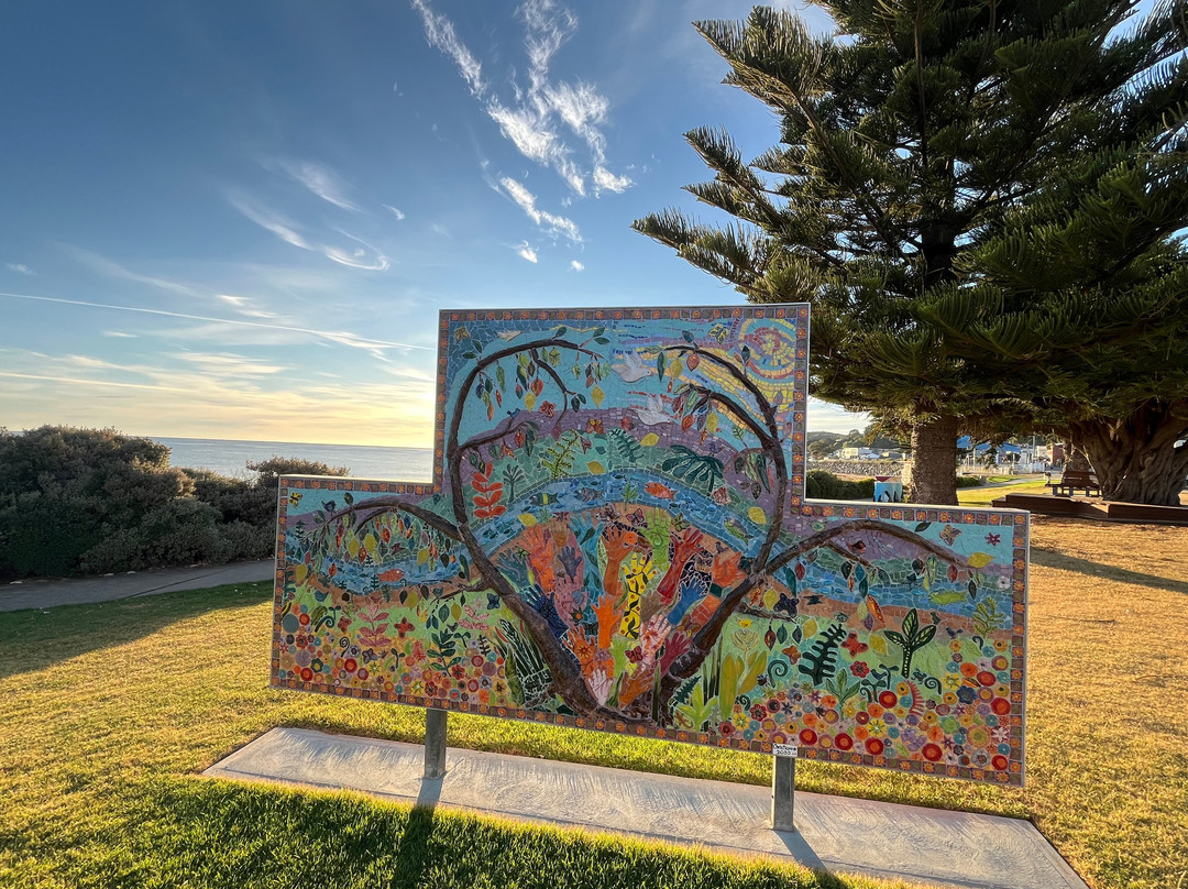 Penguin's Mosaic & Word Jumble Community Artwork-企鹅岛必去景点