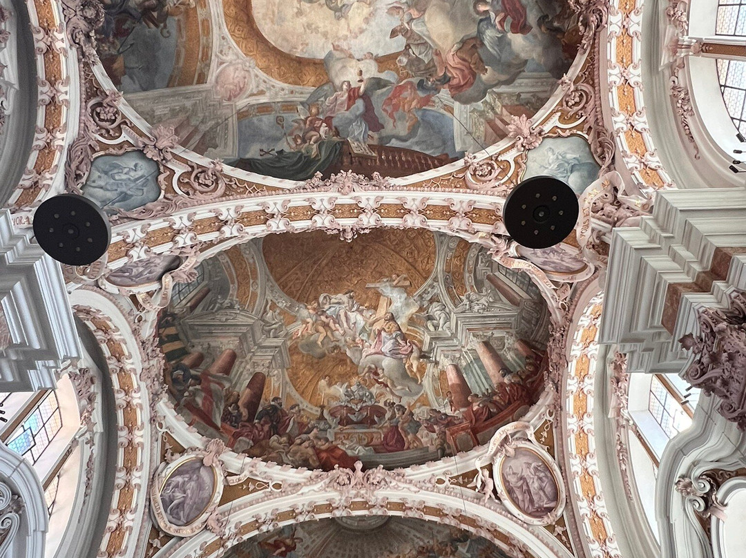 Dom zu St. Jakob-茵斯布鲁克必去景点