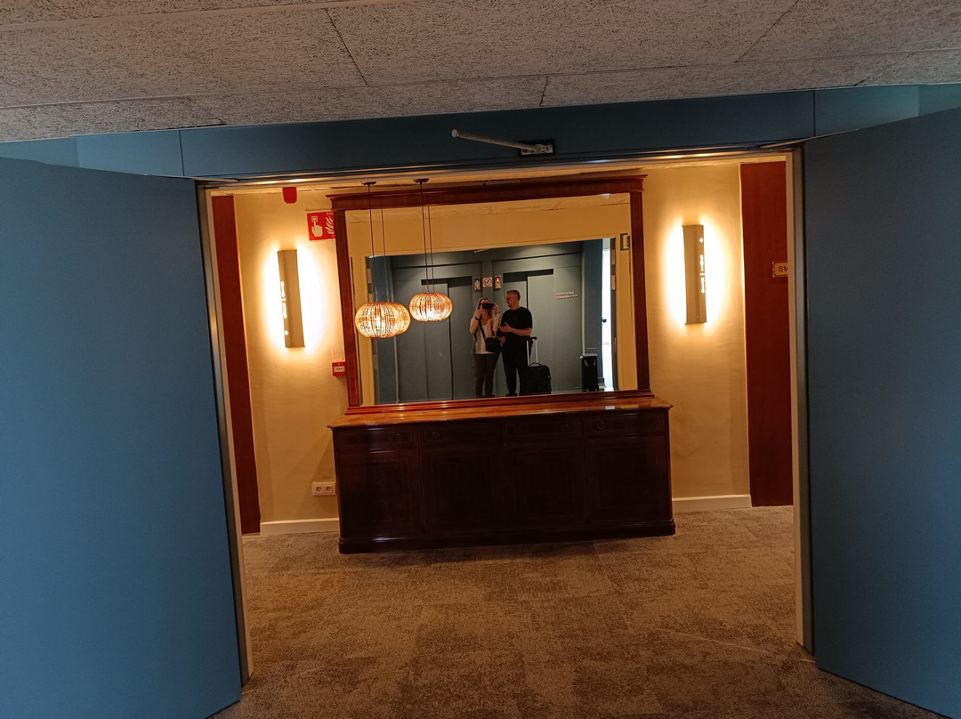 戈雅公园名望酒店主图