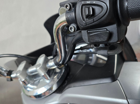 D1 motorbikes rental-胡志明市必去景点