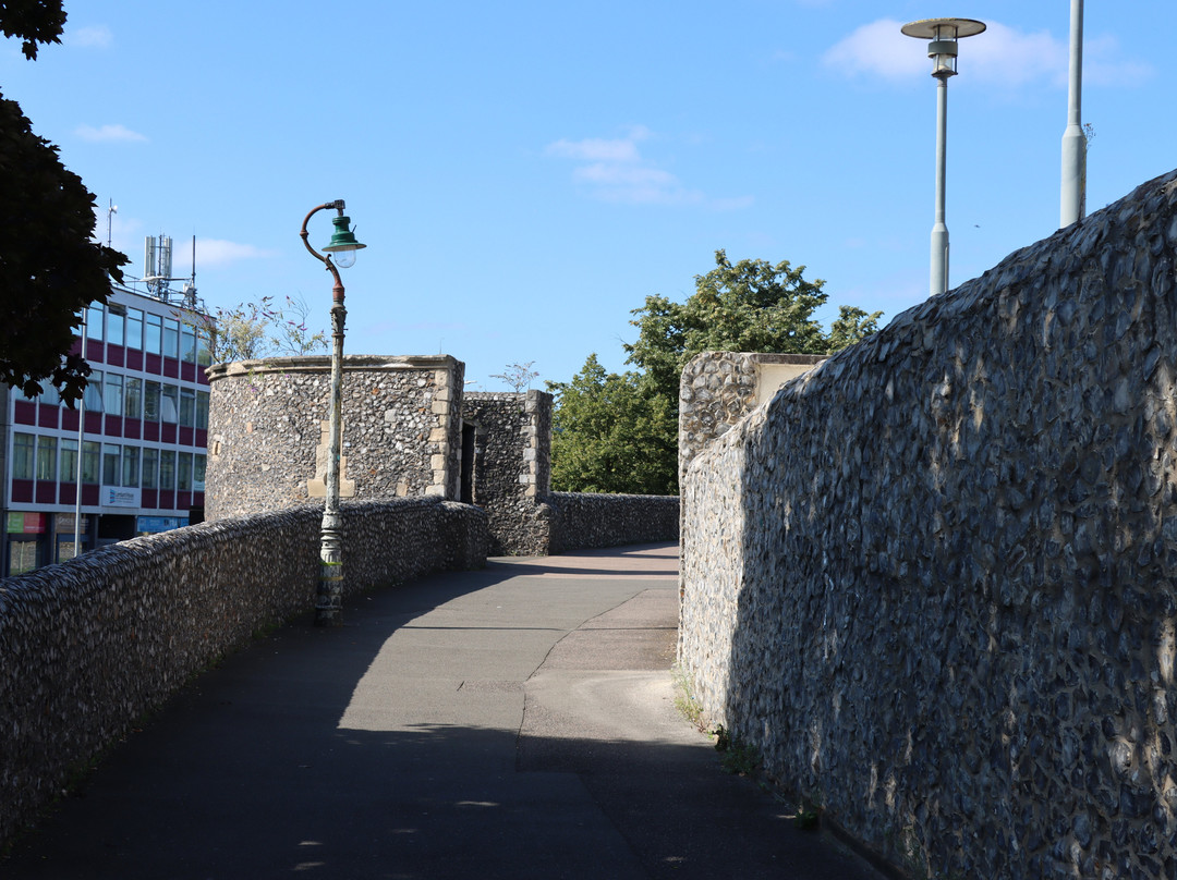 Canterbury City Walls-坎特伯雷必去景点