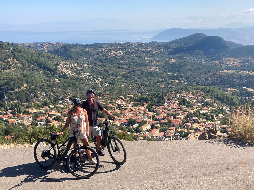 Lefkada e-Bike Adventures-Karya必去景点