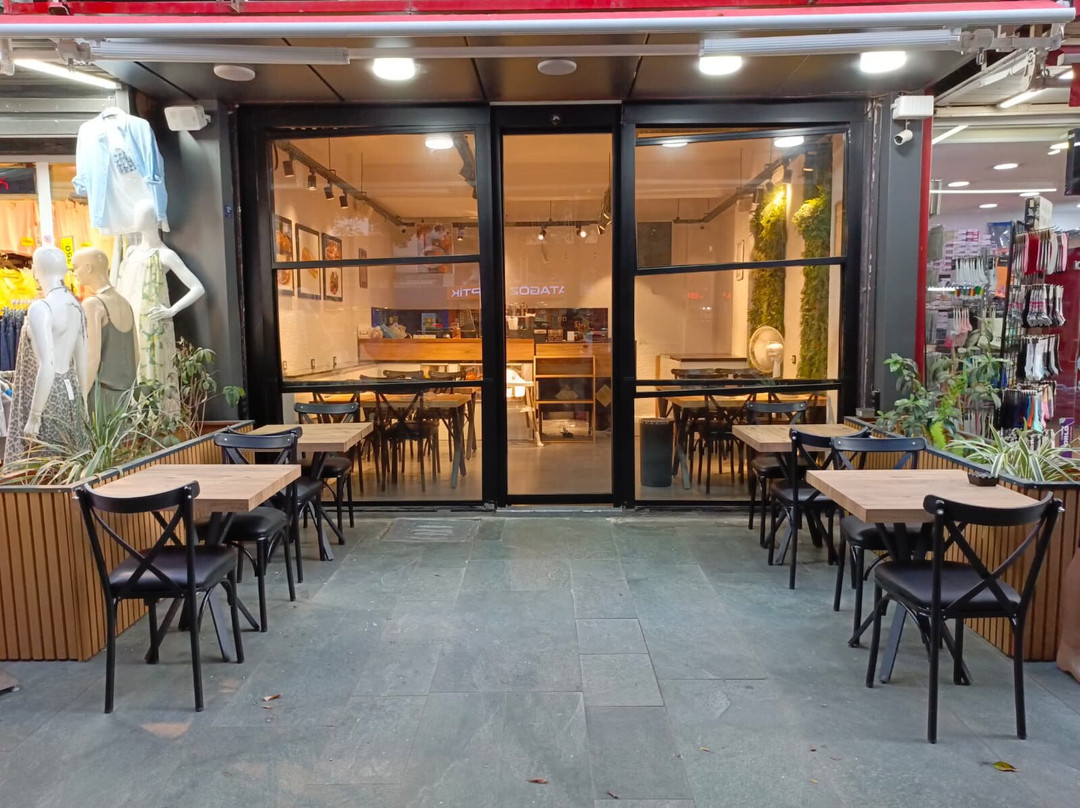 Sushian Cafe / Asian Cuisine Sushi Cafe