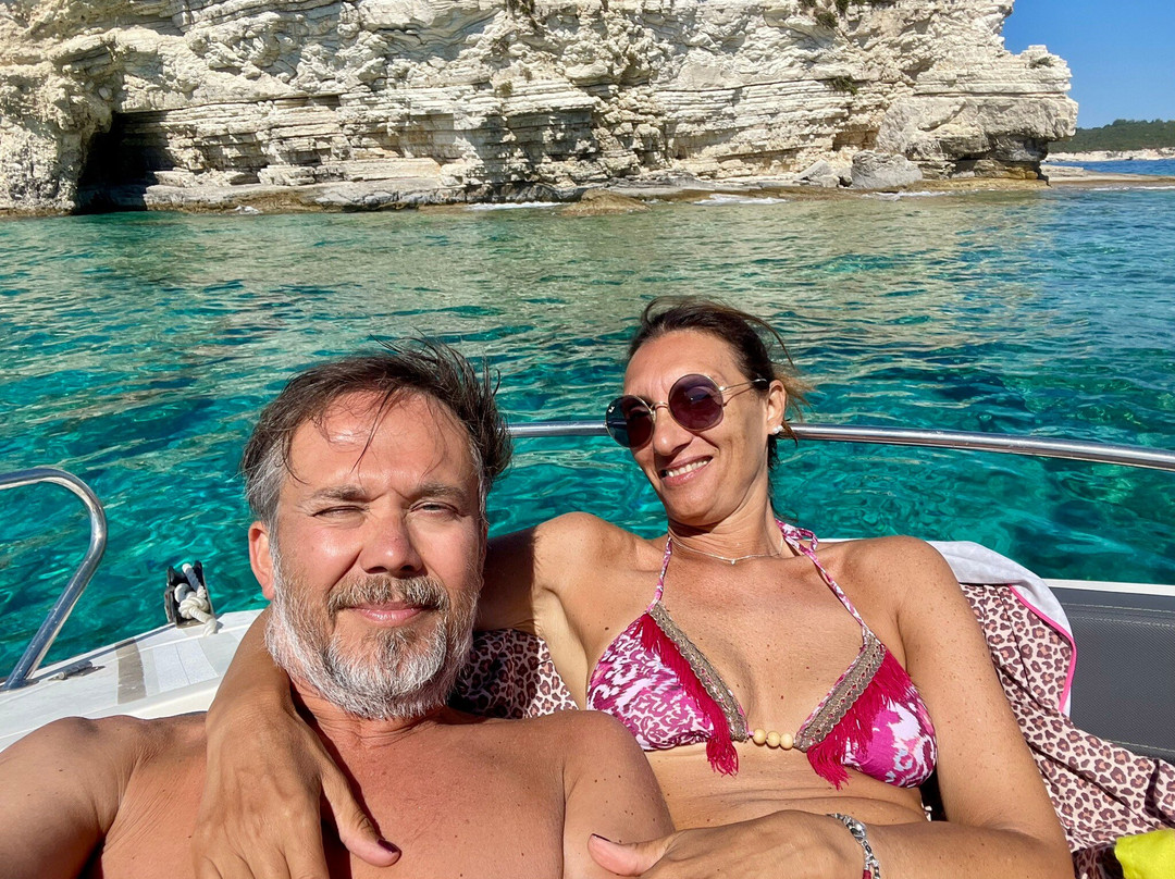 Panos Boats & Trips-Loggos必去景点