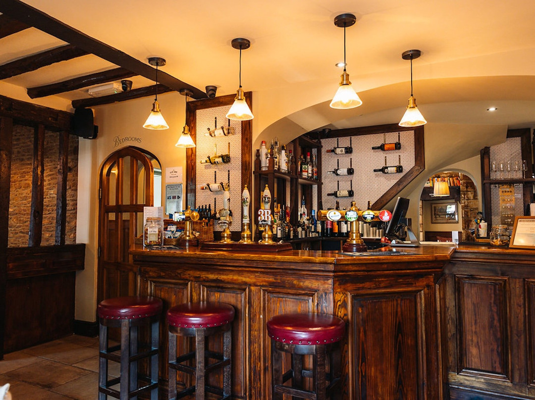 The Eliot Arms Hotel主图