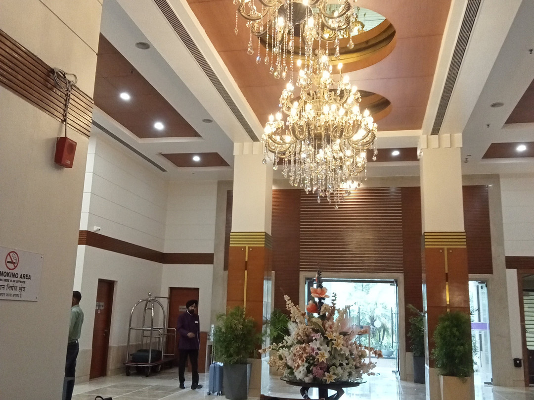 克拉西克财富酒店主图