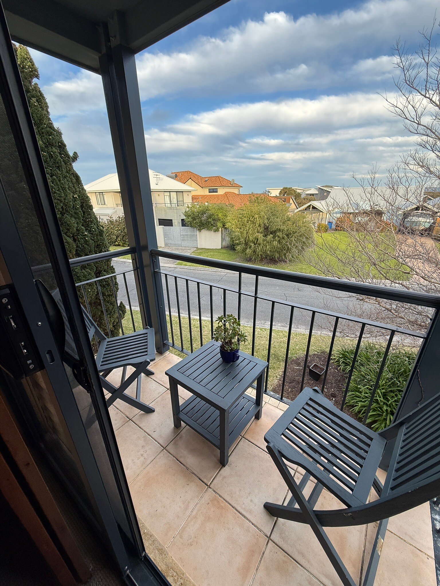 湾畔海滩酒店-官方