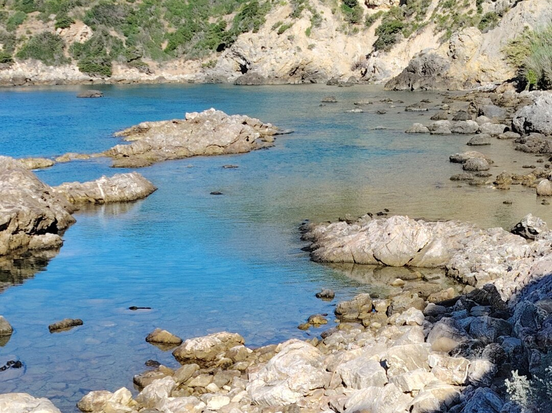 Cala Mar Morto-圣托斯特凡诺港必去景点