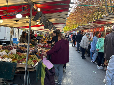 民族市集-巴黎必去景点