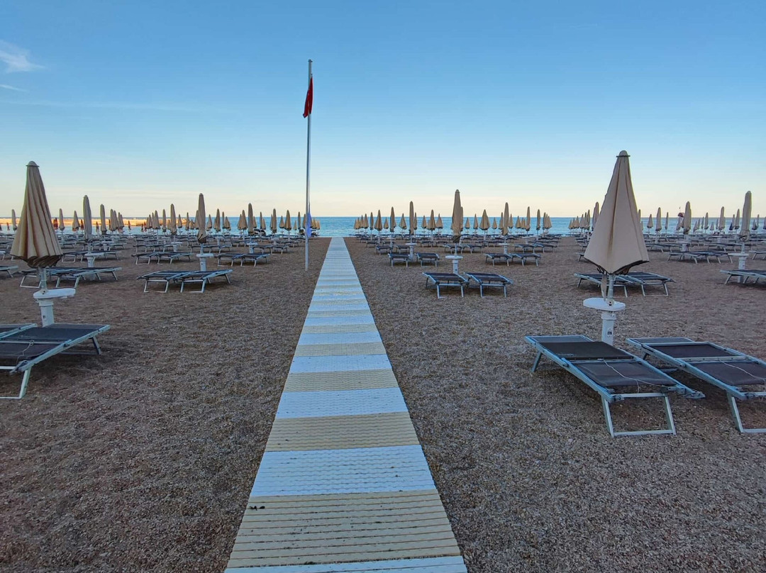 Stabilimento Balneare Da Marino-努马纳必去景点