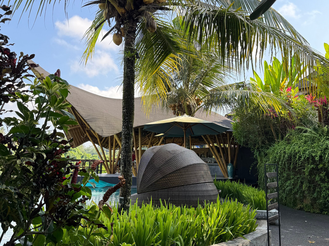 Kadewa Retreat Ubud主图