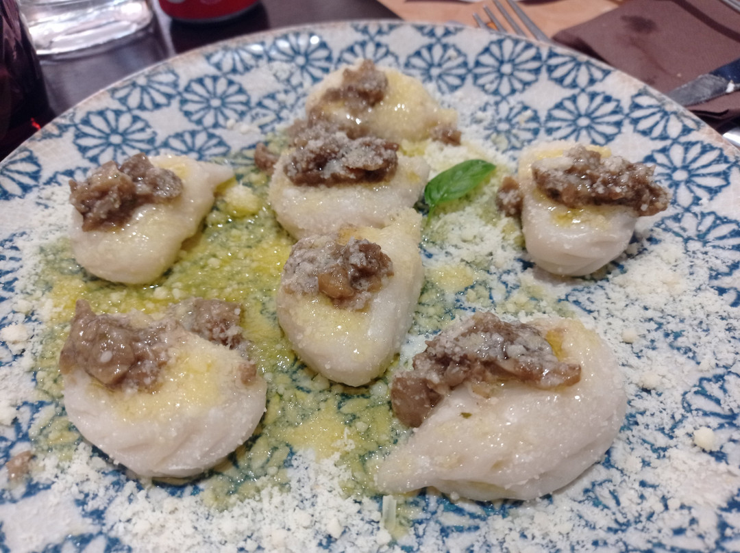奥利亚斯特拉餐馆和美食-Sa Domu e s'Orcu (Ristorante-Bar Il Gufo)
