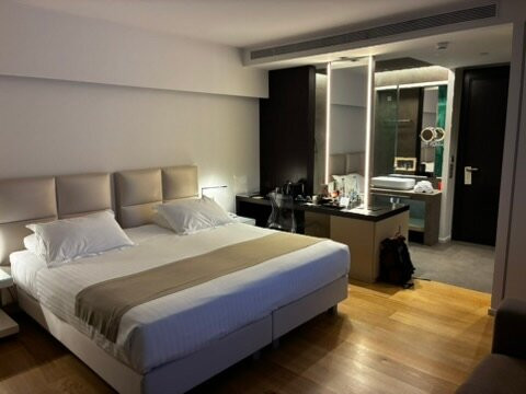 阿伽布鲁温泉精品酒店主图