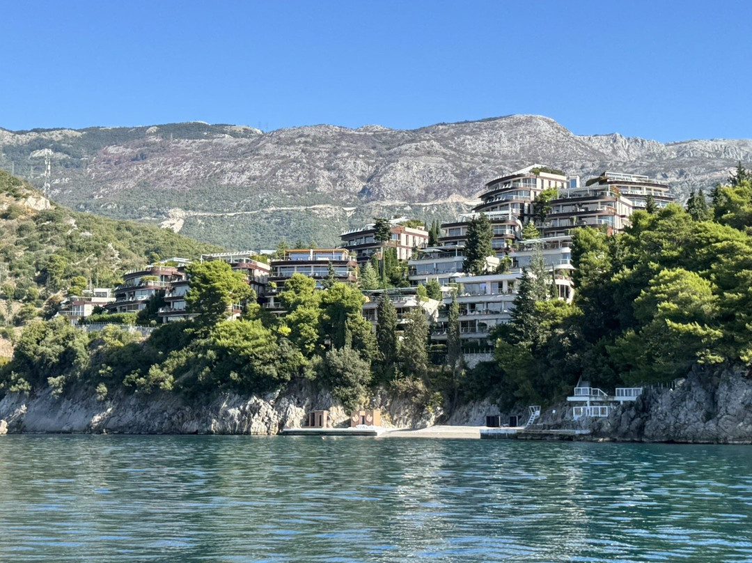 Montenegro Star Boat-Petrovac必去景点