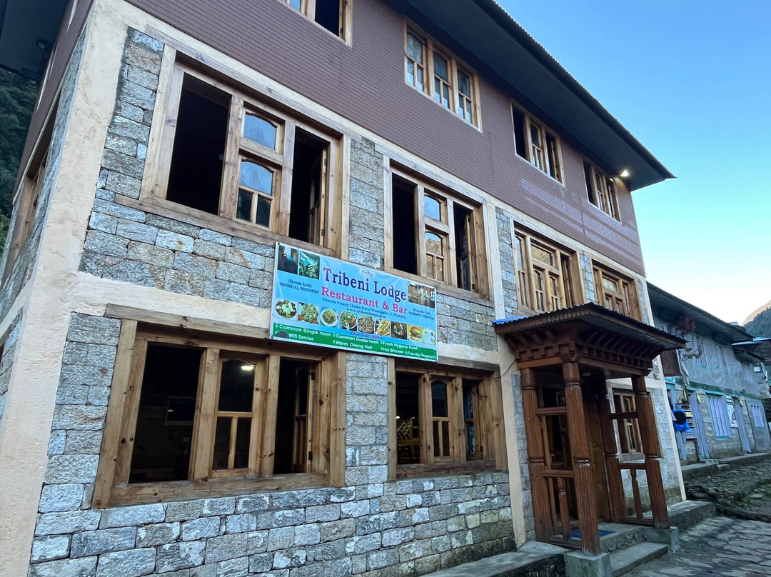 Tribeni Lodge Restaurant And Bar