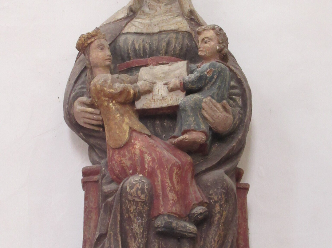 Eglise Saint-Julien-Chateauneuf du Faou必去景点