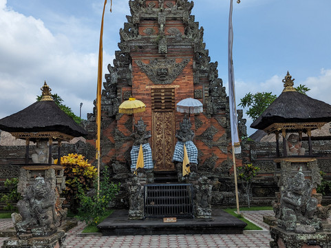 Balindo Wisata Jaya-达巴南必去景点