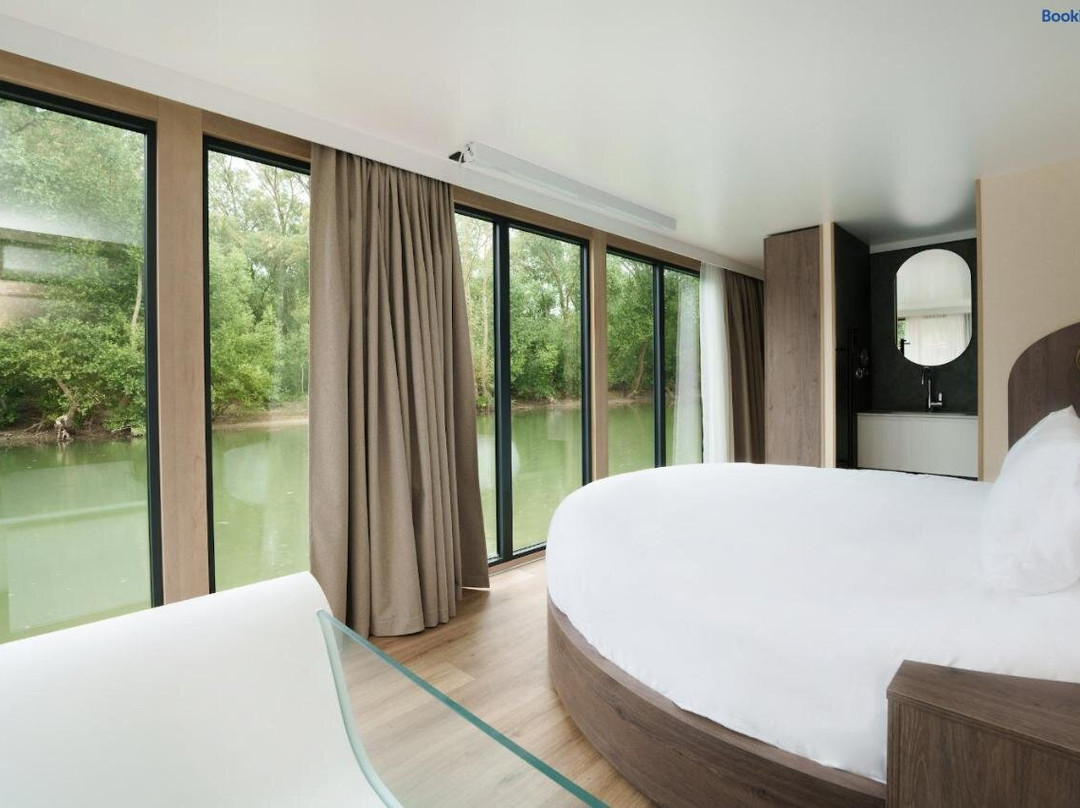 L’Escale Royale Poissy Ile de Migneaux – Seine