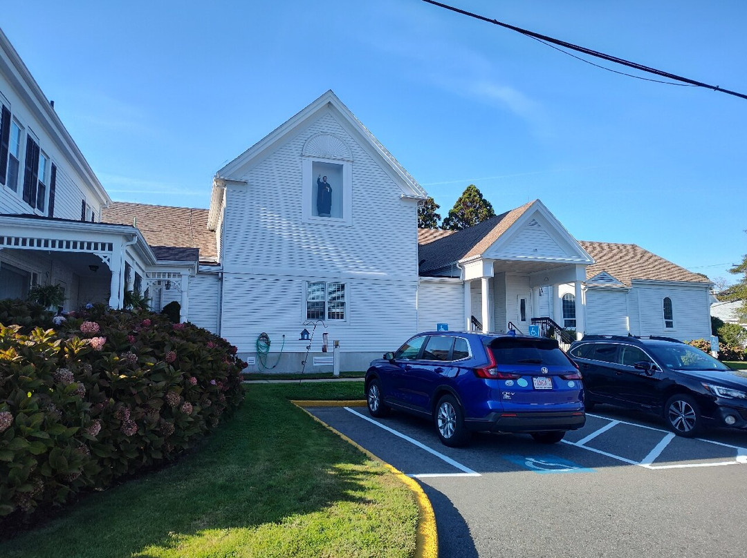 St. Francis Xavier Parish-海恩尼斯必去景点