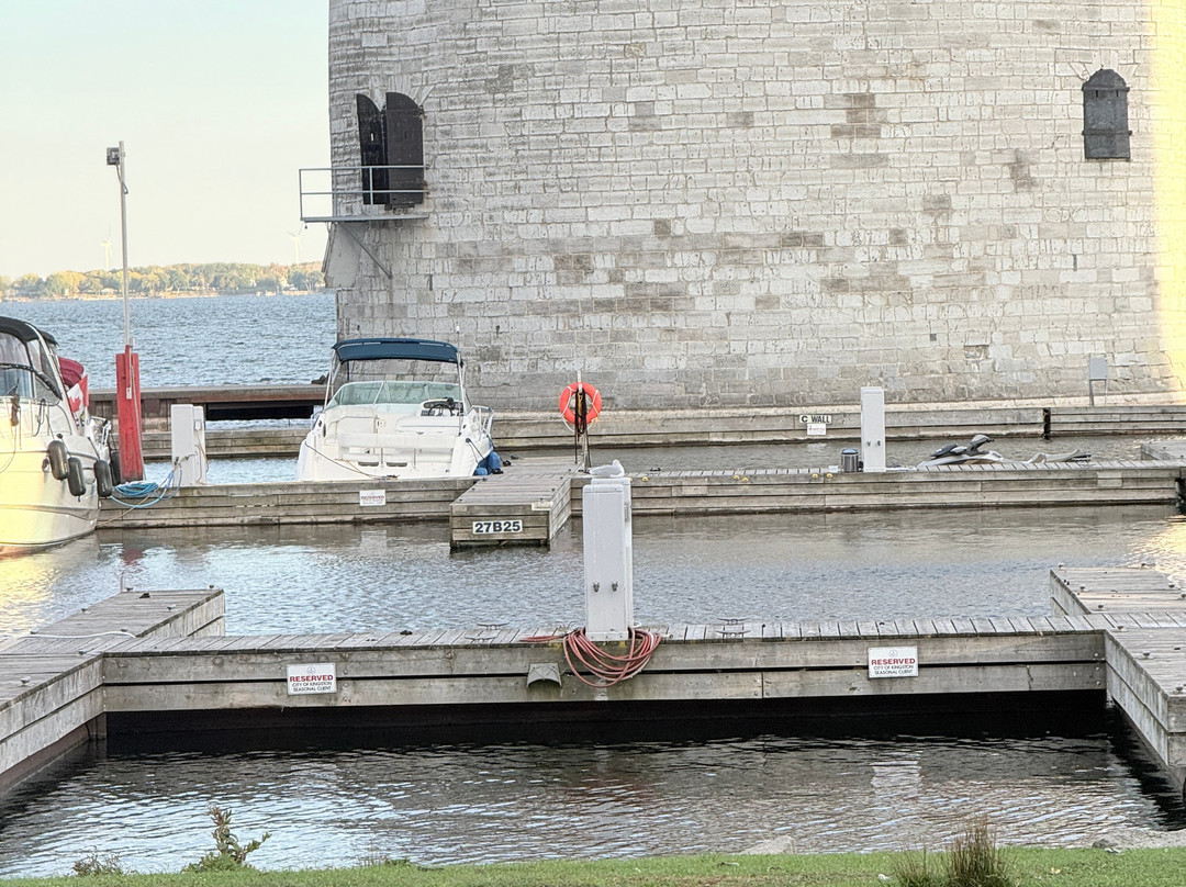 金士顿三角洲海滨酒店主图