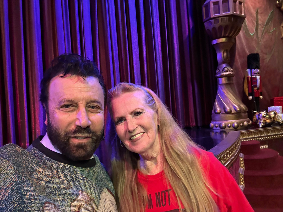 Yakov Smirnoff Show-布兰森必去景点