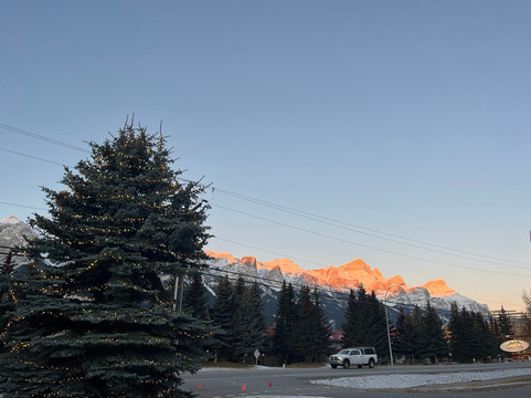 Harvie Heights酒店住宿-Canmore Rocky Mountain Inn