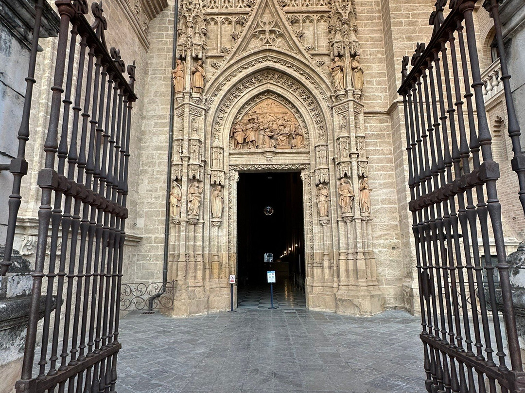 Plaza del Triunfo-塞维利亚必去景点