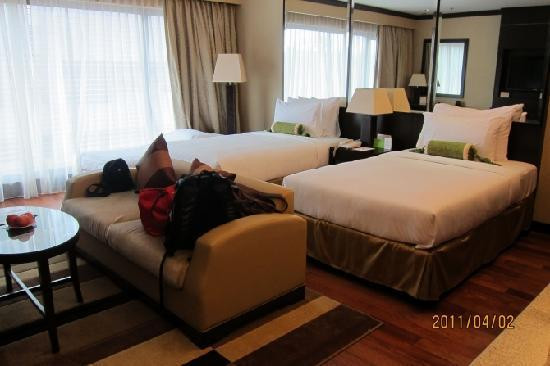 迈可赛套房酒店主图