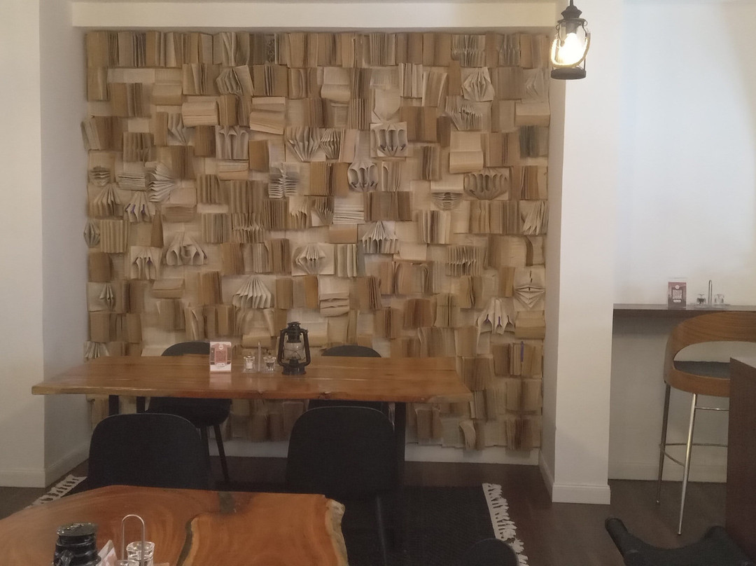 小麦贝克酒店主图