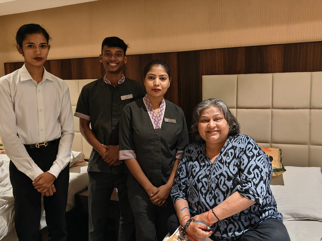 Regenta Central Harimangla, Bharuch主图