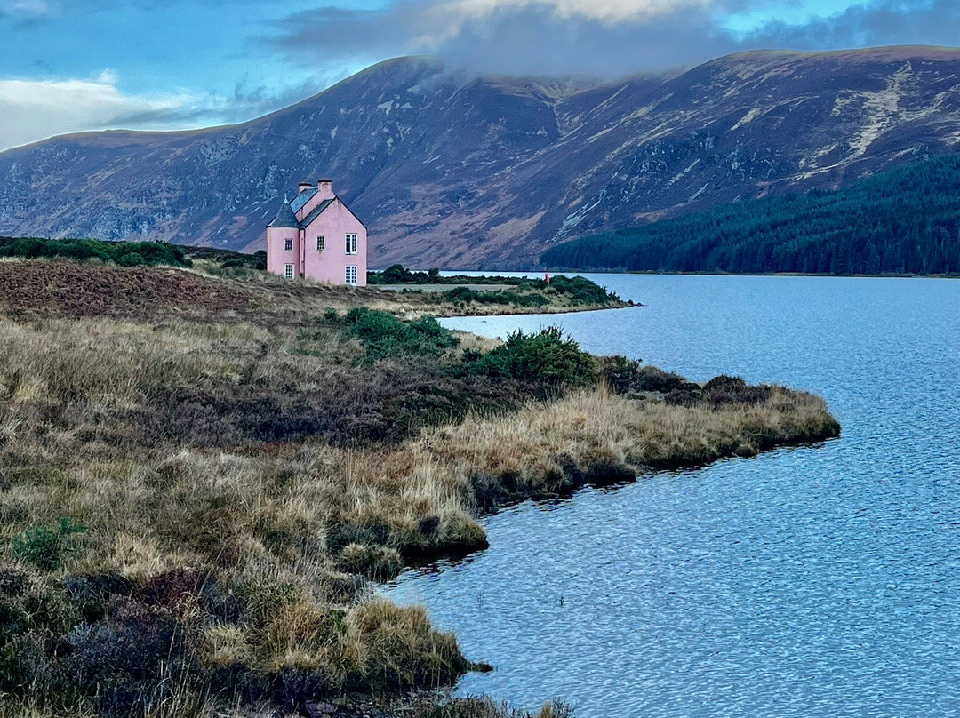 Loch Glass Pink House-Evanton必去景点