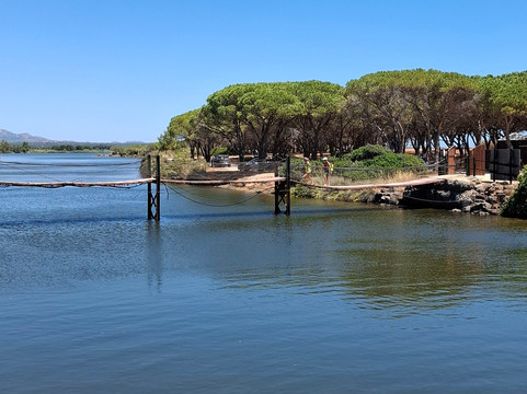 Stagno Petrosu-奥罗塞必去景点