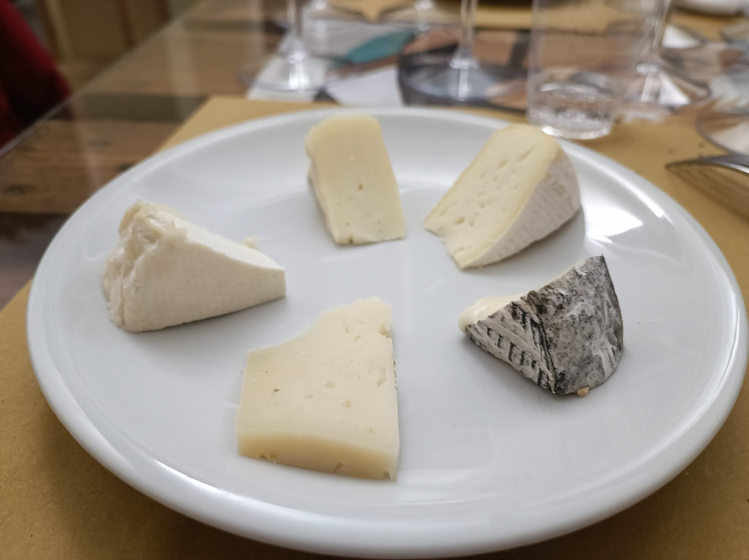 La Bollina-塞拉瓦莱斯克里维亚必去景点