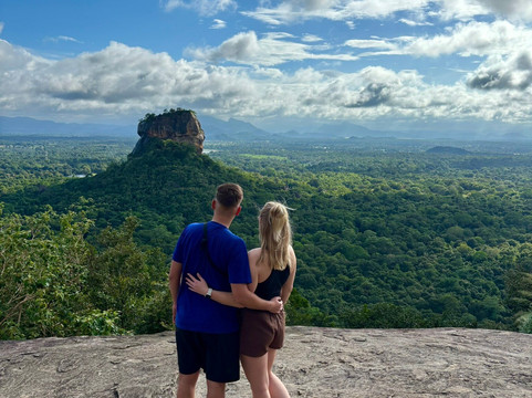 Walter Tours & Travels-康提必去景点
