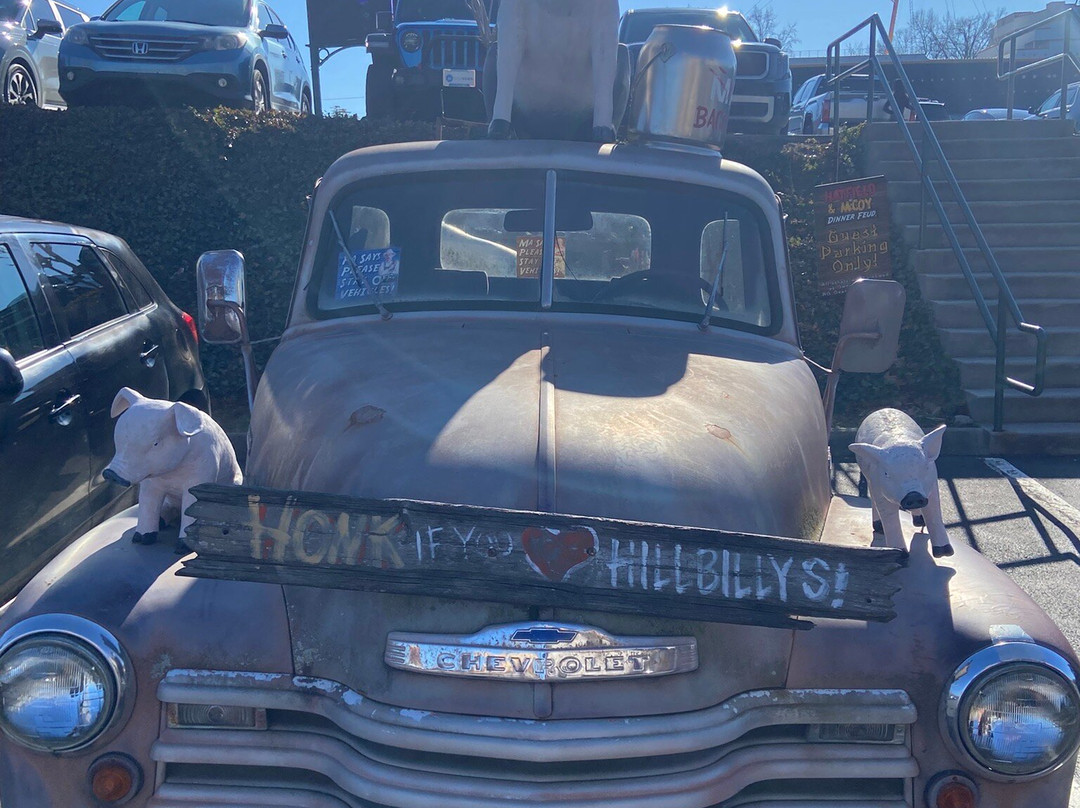 Hatfield & McCoy Dinner Show-皮金福奇必去景点