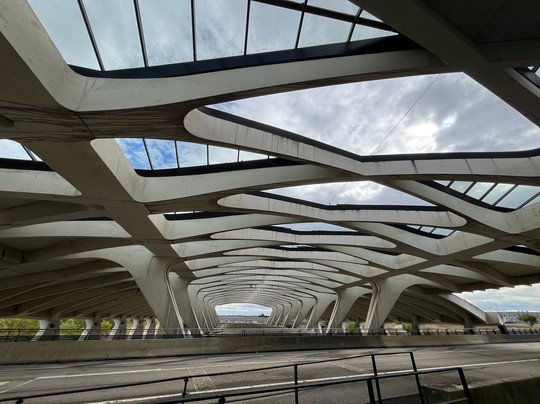 Lyon Saint-Exupery TGV-Colombier-Saugnieu必去景点