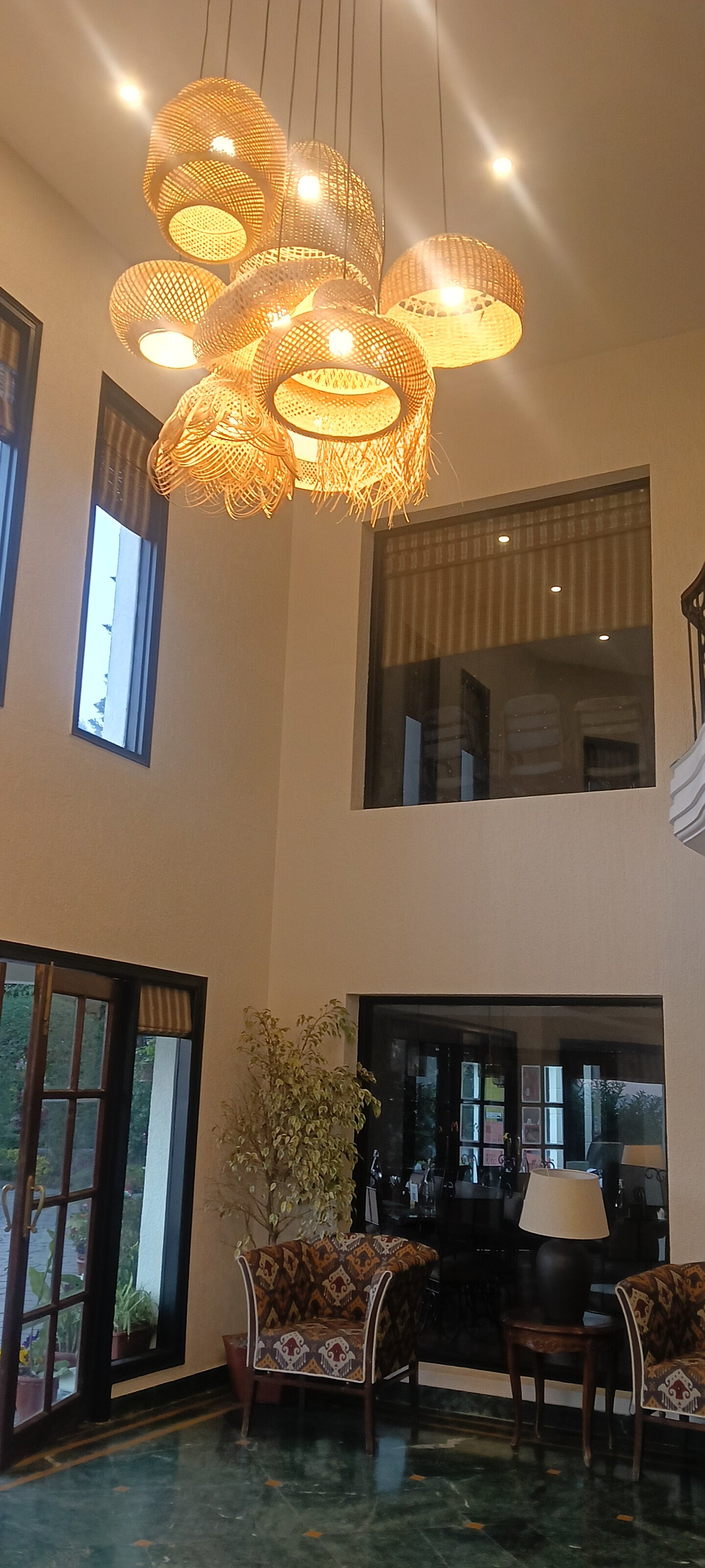 8fold-pinecrest By Larisa, Bhimtal-官方