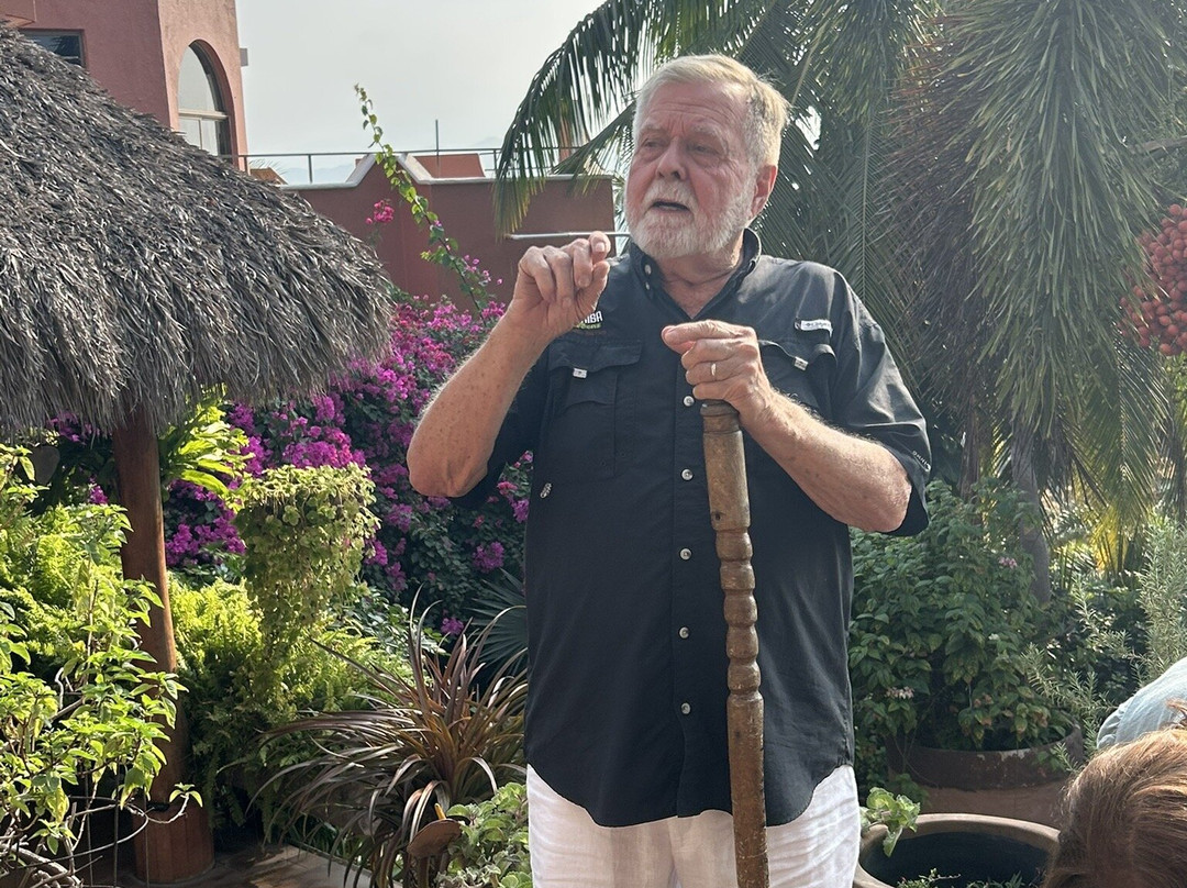 Ola Brisa Gardens-曼萨尼约必去景点