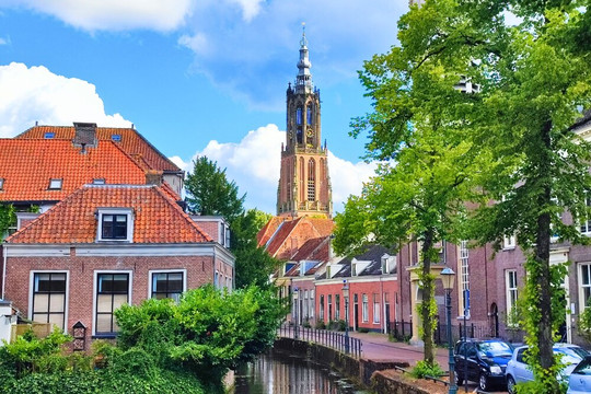 Onze-Lieve-Vrouwetoren-阿默斯福特必去景点