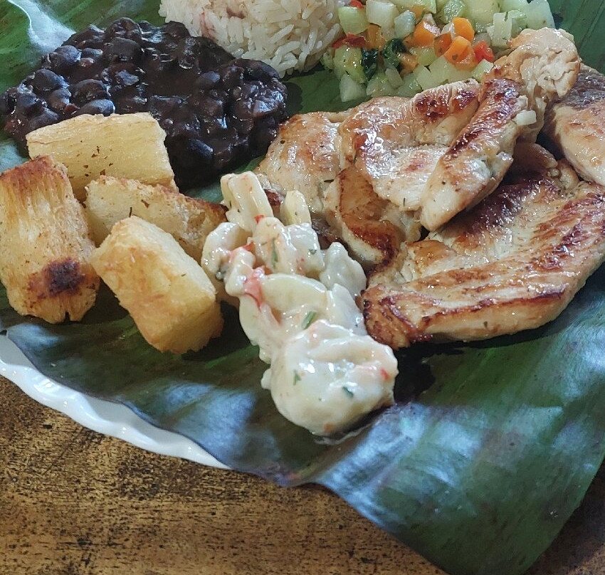 Rancho Raices De Puerto Jimenez-希门尼斯港必去景点