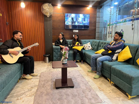 Hotel & Hostel Vimal Ganga