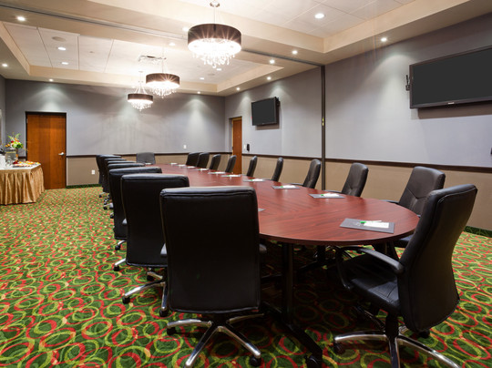 Eleva酒店住宿-Holiday Inn Eau Claire South I-94 By IHG