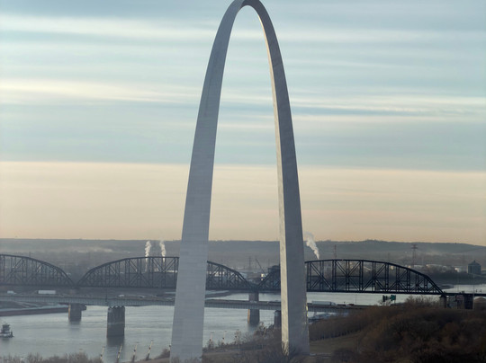 圣路易斯四季酒店主图