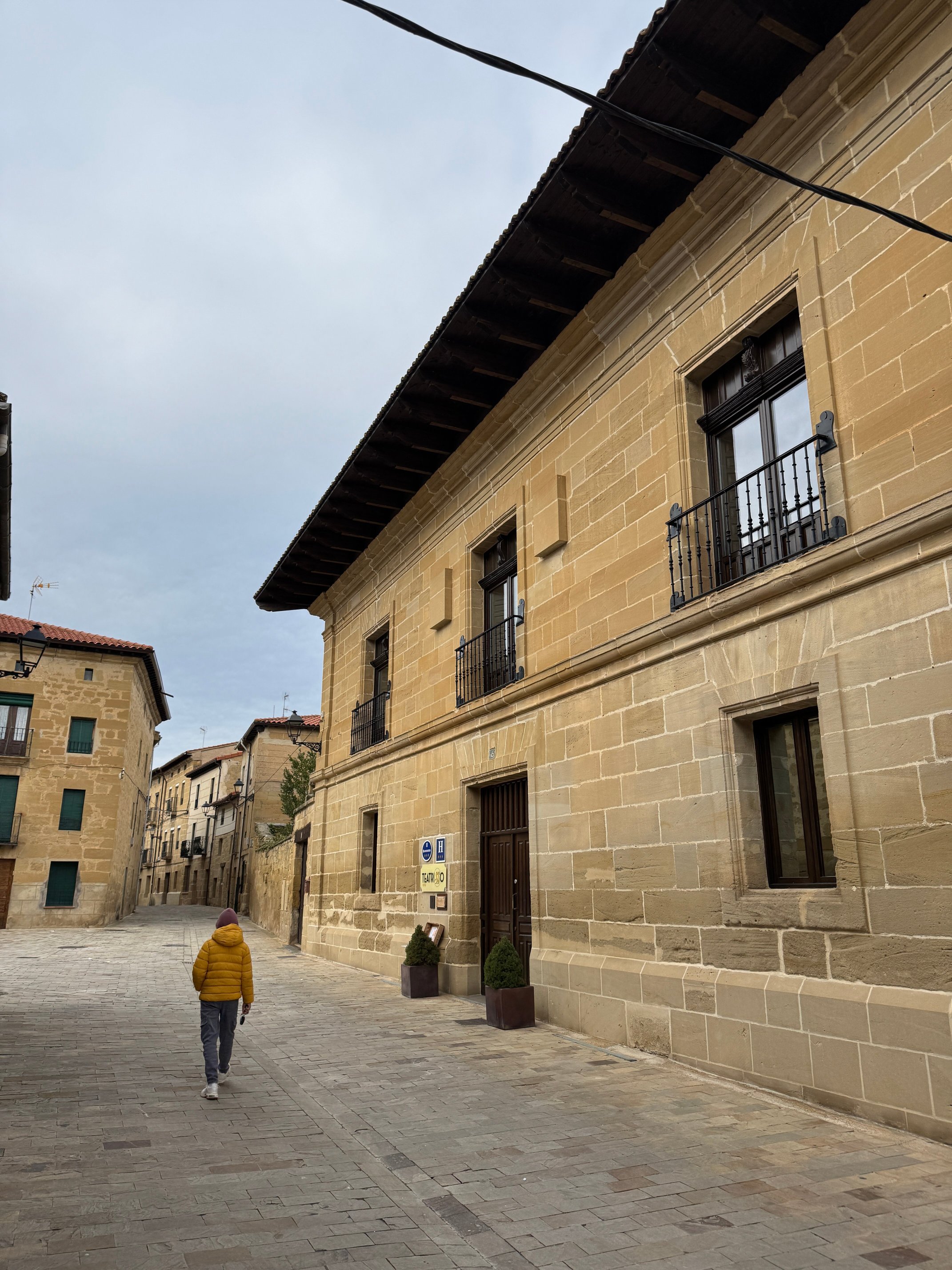 Teatrisso Hotel-官方