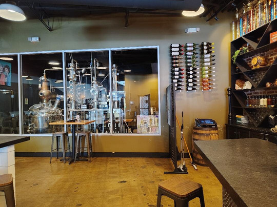 Lockwood Distilling Company-理查森必去景点