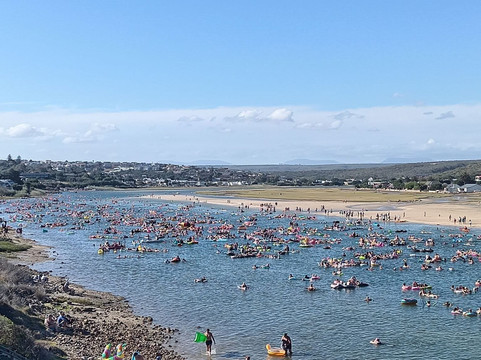 Stilbaai Brugmark-斯特尔拜必去景点