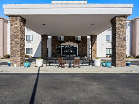 Vinemont酒店住宿-Comfort Suites Cullman I-65 Exit 310