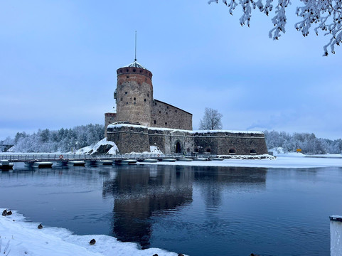 奥拉维城堡-萨翁林纳必去景点